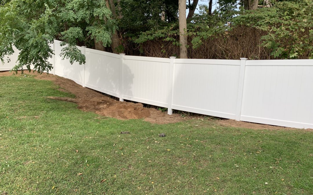 Suburban-PVC-privacy-fence-newhaven